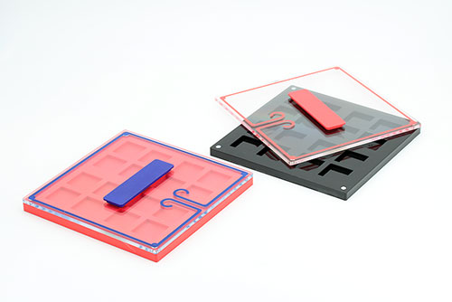 Design example: Unhinge Me Slide Large Square Compact